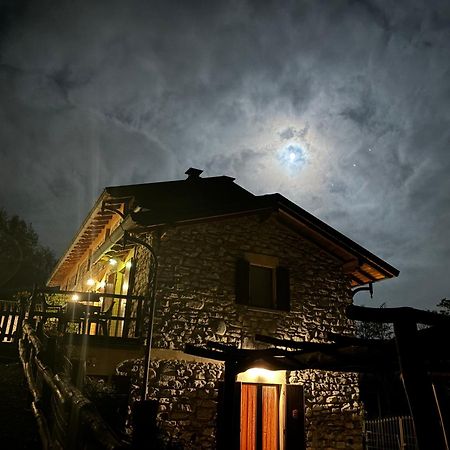 Agriturismo Il Talento Nella Quiete Castiglione d'Intelvi Luaran gambar