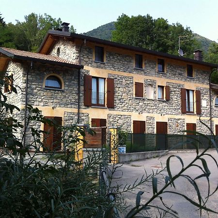Agriturismo Il Talento Nella Quiete Castiglione d'Intelvi Luaran gambar