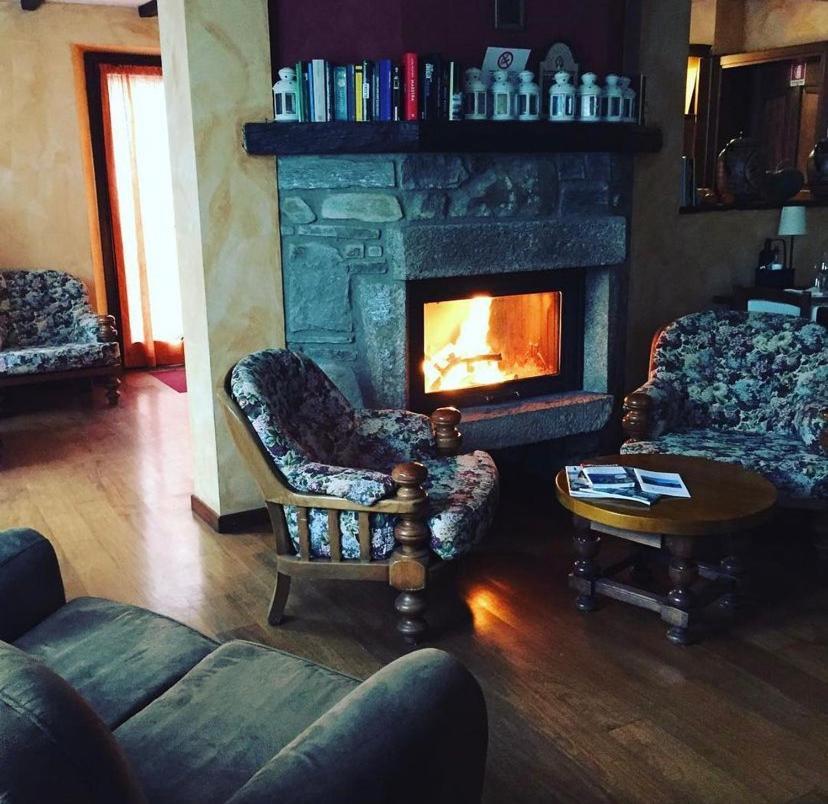 Agriturismo Il Talento Nella Quiete Castiglione d'Intelvi Luaran gambar