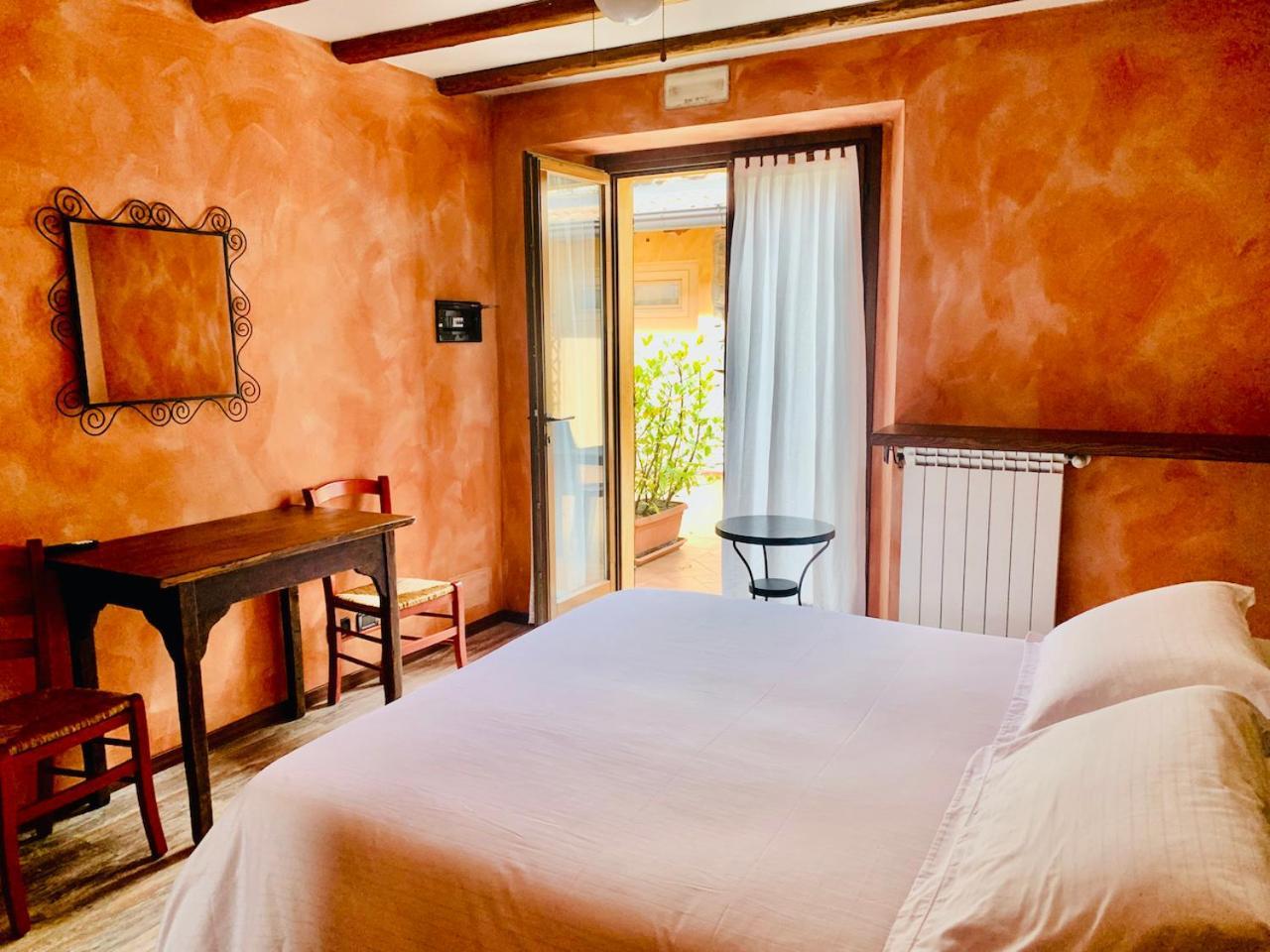 Agriturismo Il Talento Nella Quiete Castiglione d'Intelvi Luaran gambar