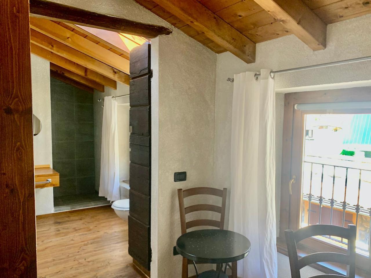 Agriturismo Il Talento Nella Quiete Castiglione d'Intelvi Luaran gambar
